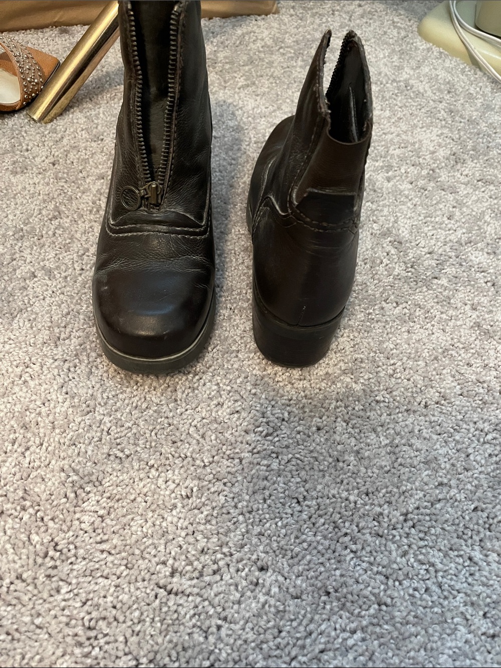 Sam & Libby Black Front-Zip Leather Ankle Booties